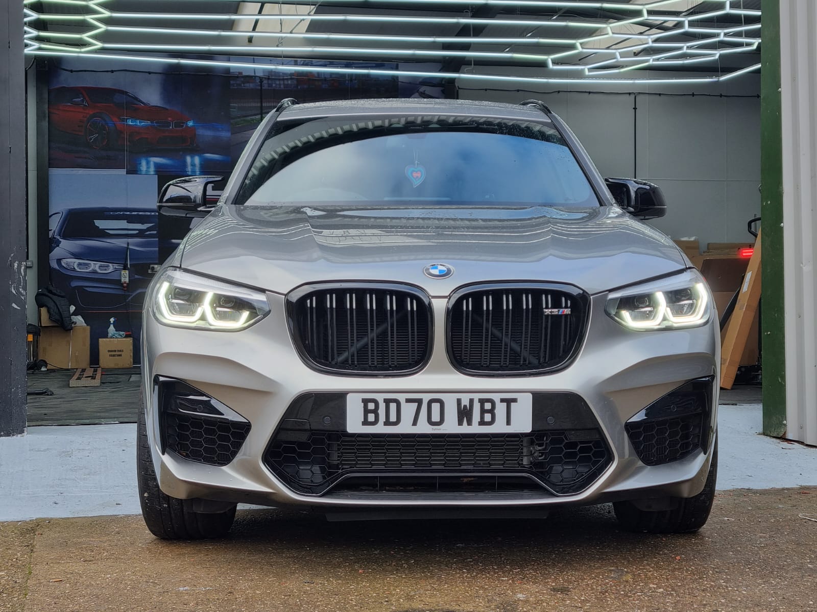 BMW X3M - Power body styling